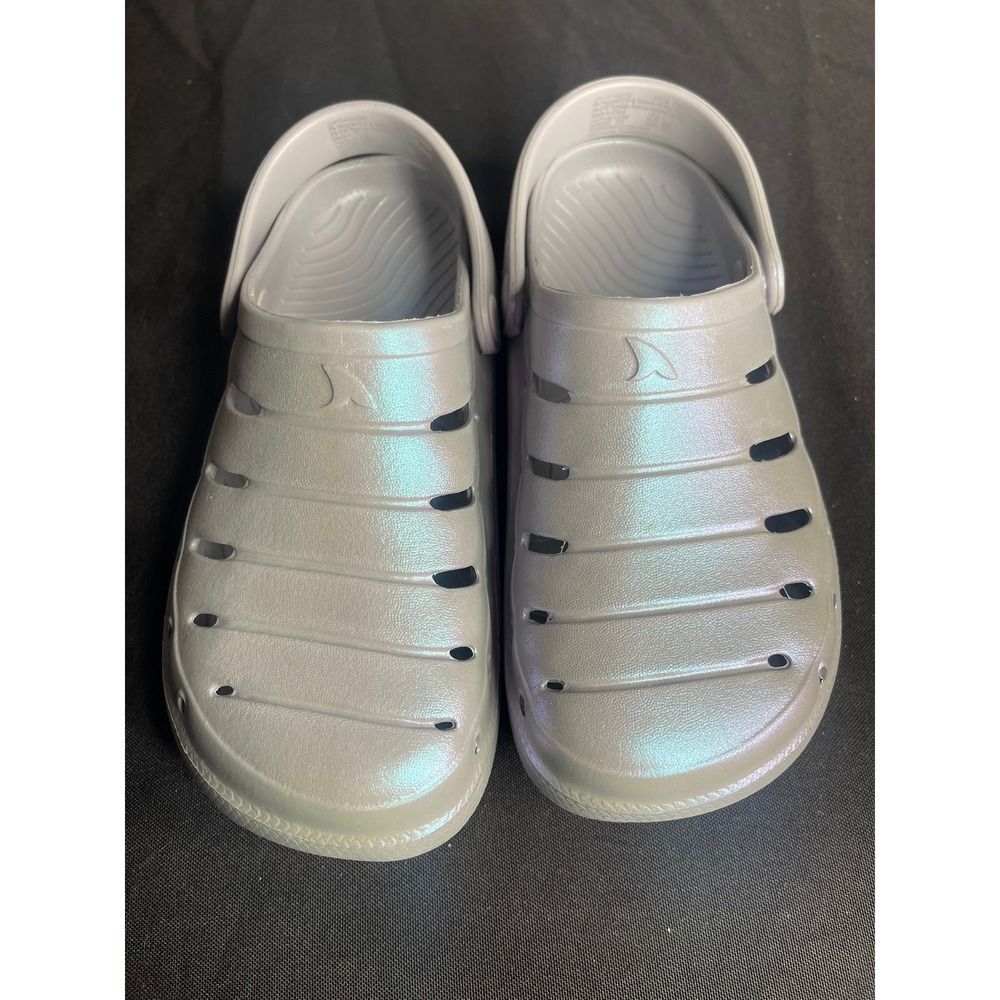 Rugged Shark Kids Iridescent Silver Clogs Slip On Water Shoes Size 1 Non-Marking